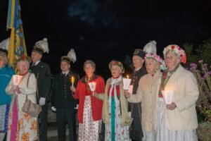 Lichterprozession am Wallfahrtsort „Maria im Grünen Tal“ zu Retzbach Bild: Karin Bohn