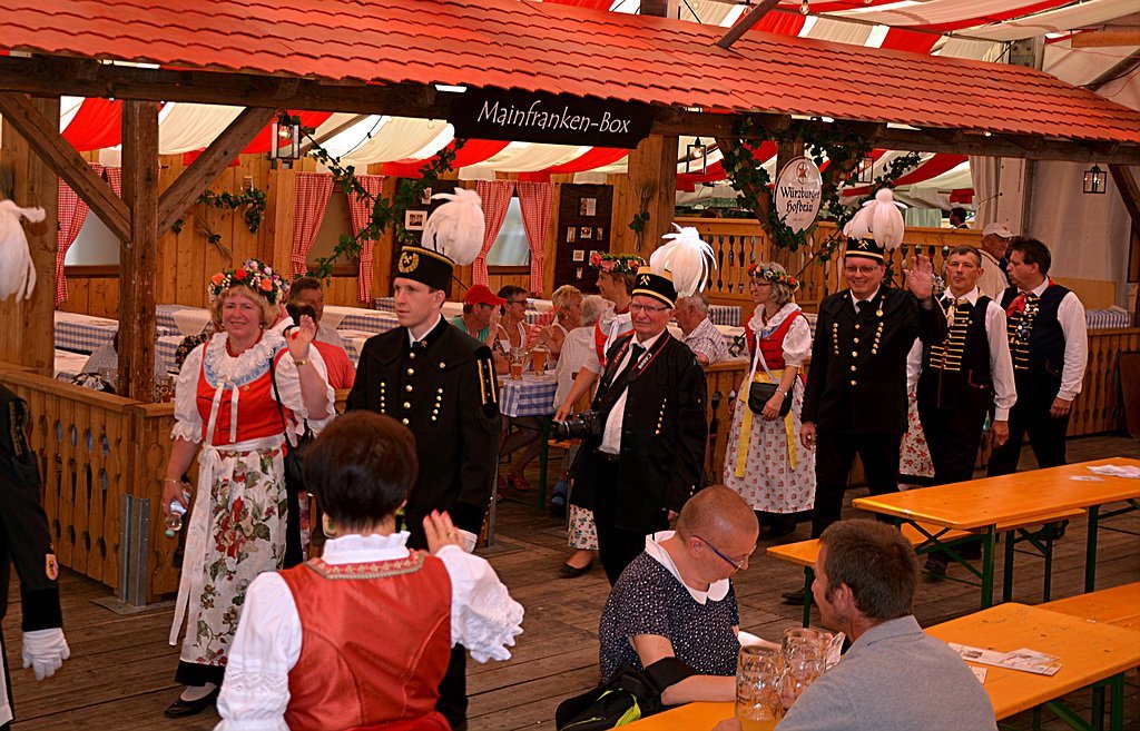 Kiliani Trachtenfestzug 2017 Foto: Karin Bohn