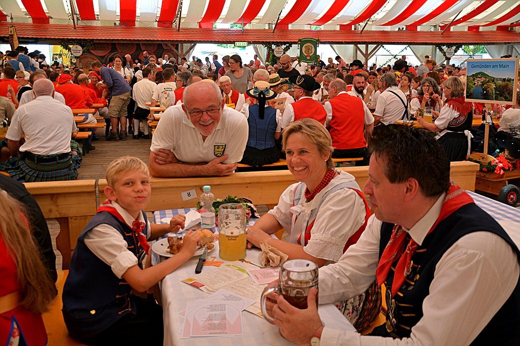 Kiliani Trachtenfestzug 2017 Foto: Karin Bohn