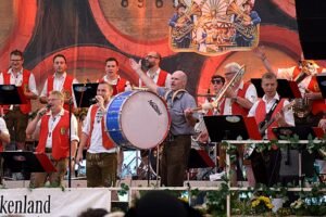 Kiliani Trachtenfestzug 2017 Foto: Karl-Heinz Bohn